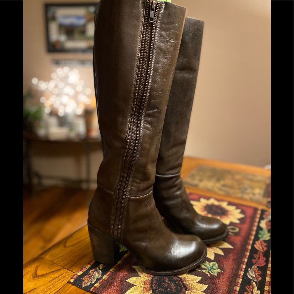 Freebird by Steven Beau EUC size 9 $200